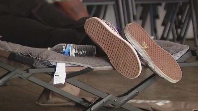 Phoenix looks to improve heat response plan as summer nears