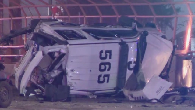 Phoenix Police officer seriously hurt in rollover crash