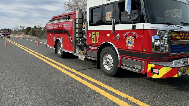 Car crash in Prescott leaves 2 dead, 4 others flown to nearby hospitals