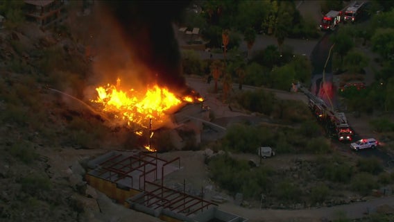Fire breaks out at Paradise Valley home