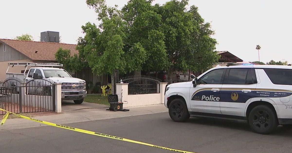 Phoenix woman shoots home intruder, PD says | FOX 10 Phoenix