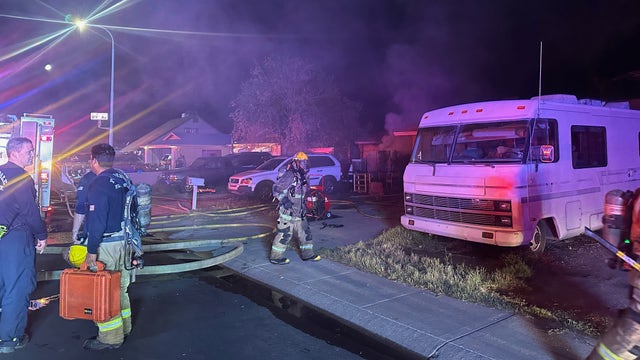 West Phoenix house fire leaves 1 in critical condition