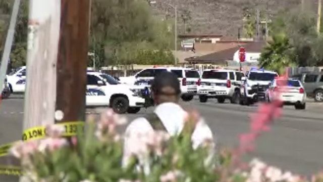 1 person killed, another left with life threatening injuries in north Phoenix shooting