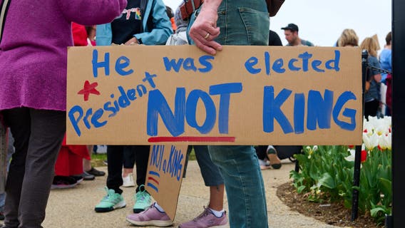 'No Kings' protest: Anti-Trump rally held in downtown Phoenix on June 14