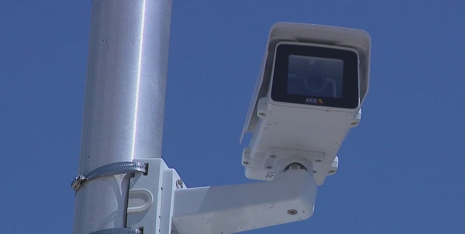 Tempe's red light cameras rack up thousands of violations in first two weeks