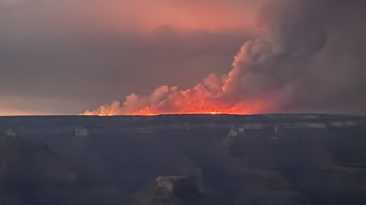 Historic lodge on the Grand Canyon's North Rim has been destroyed by wildfire, park official says