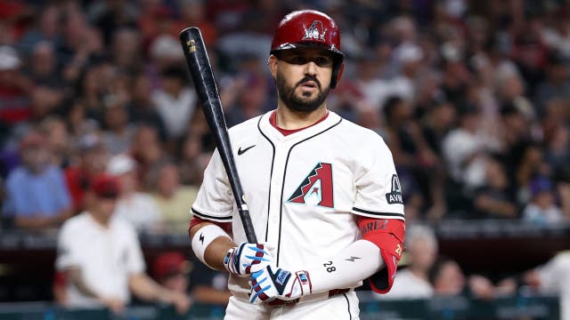 Eugenio Suárez: D-backs trade All-Star to Mariners