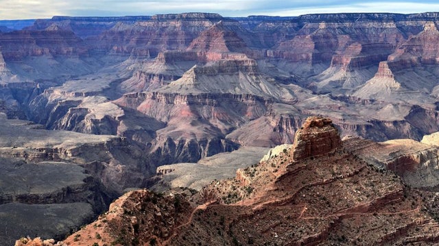 Hiker dies while trying to reach Colorado River in Grand Canyon