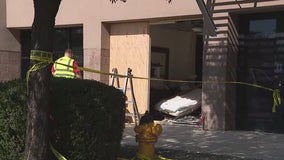 Driver crashes into Chandler salon; no injuries reported