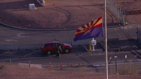 Man turned over suspected explosive device at Phoenix military facility: PD