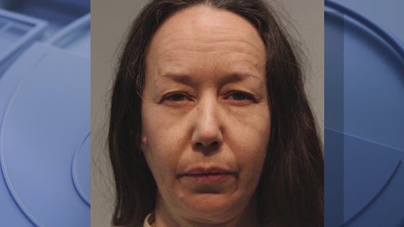 Arizona woman sentenced to prison for punching, hitting officer with crowbar during traffic stop