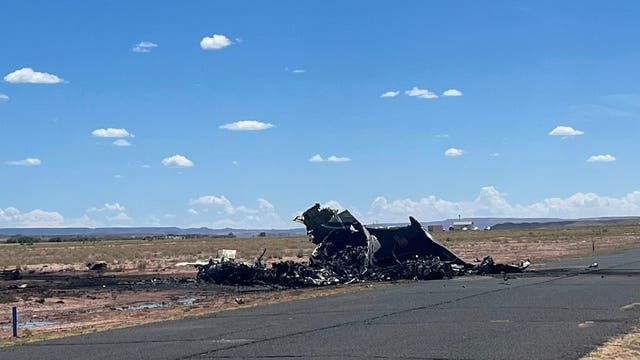 4 people killed in plane crash on Navajo Nation