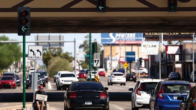 Scottsdale passes new ban on solicitation on street medians