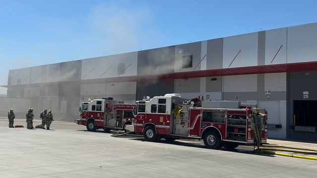 Phoenix firefighters respond to second alarm fire
