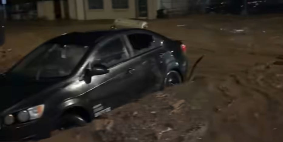 At least 3 dead, 1,000 propane tanks washed downstream in Arizona flash flooding