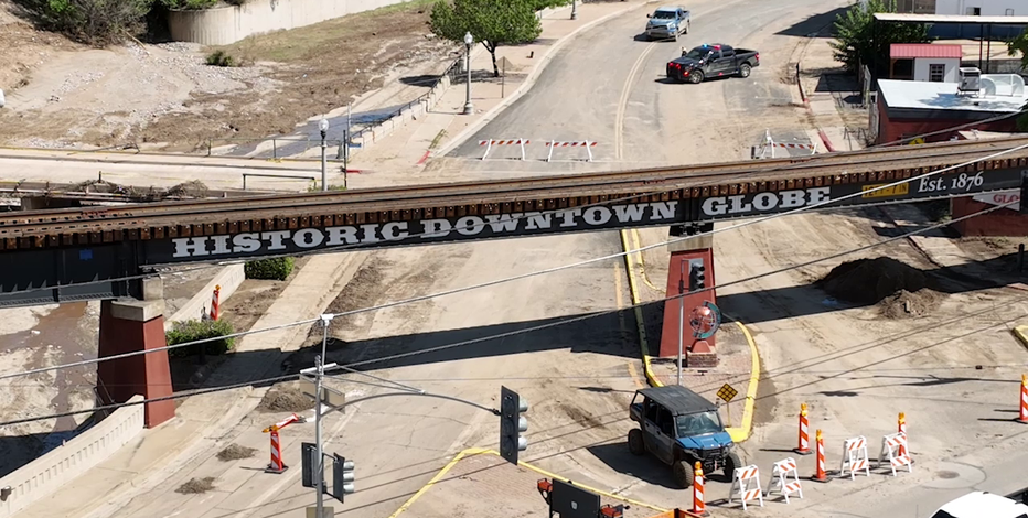 Volunteers descend on Arizona towns hit by catastrophic flooding