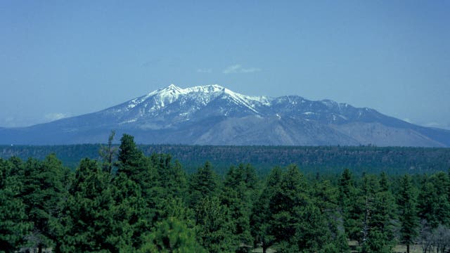2 lightning-struck victims rescued from Humphreys Peak, CCSO says