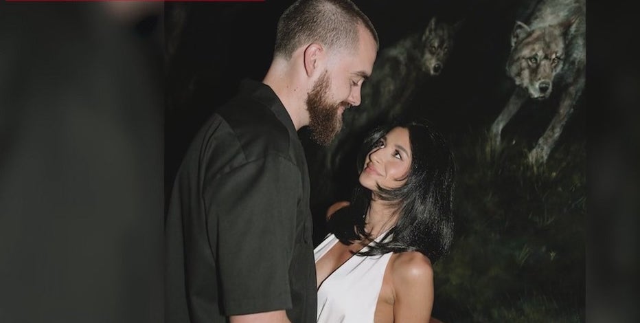 Couple embraces rainy northern Arizona wedding