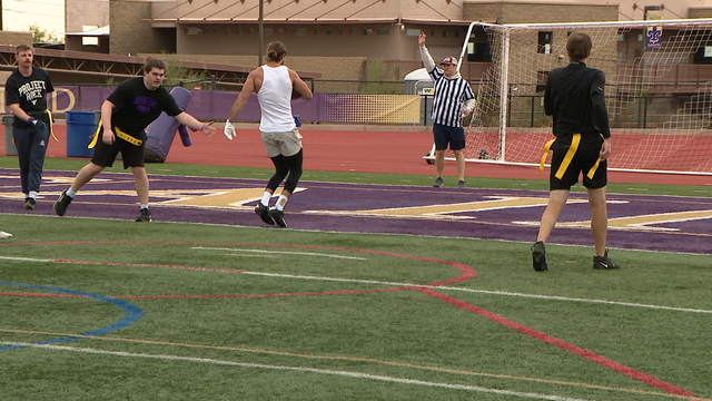 Annual Thanksgiving game honors late Scottsdale football coach