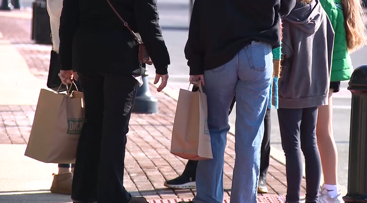 Post-holiday returns may come with hefty restocking fee from major brands