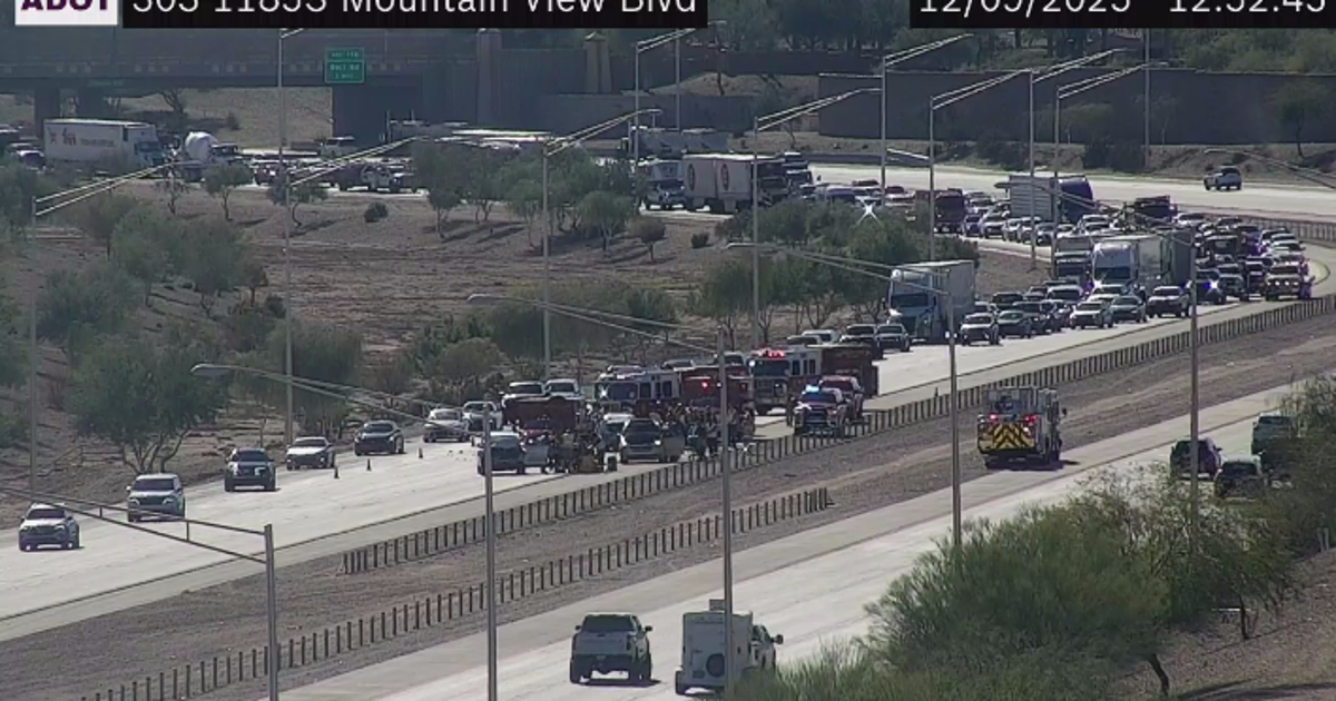 Car hood unlatched and hit windshield prior to deadly Loop 303 crash ...