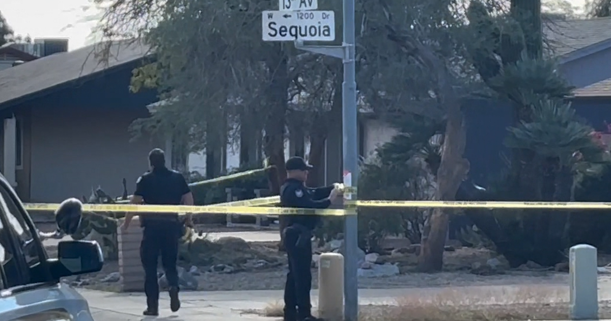 Man dead following shooting at Phoenix home: PD | FOX 10 Phoenix