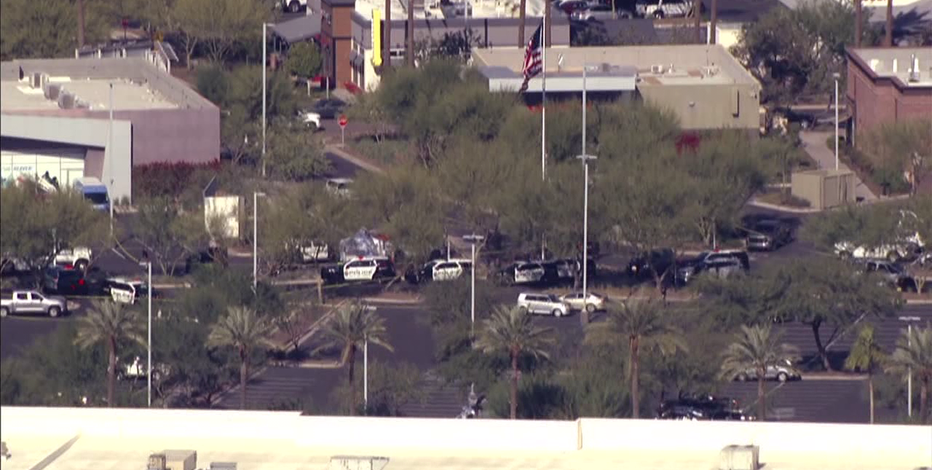 Police search for suspect in fatal Tempe parking lot shooting