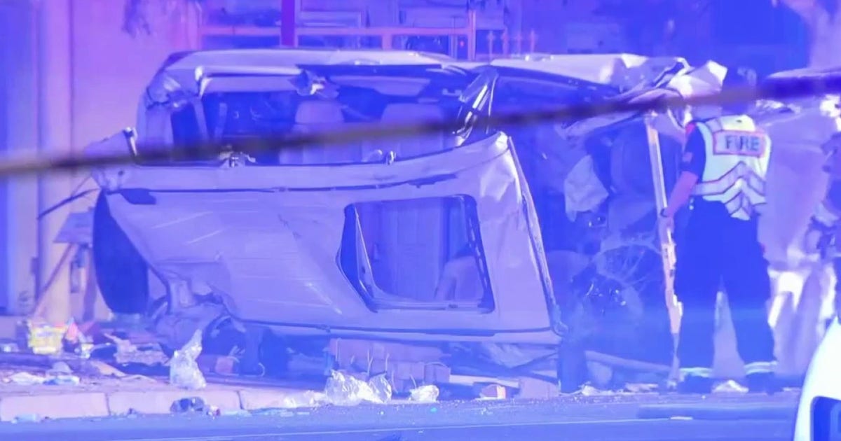 1 killed, 5 hurt in Glendale rollover crash | FOX 10 Phoenix