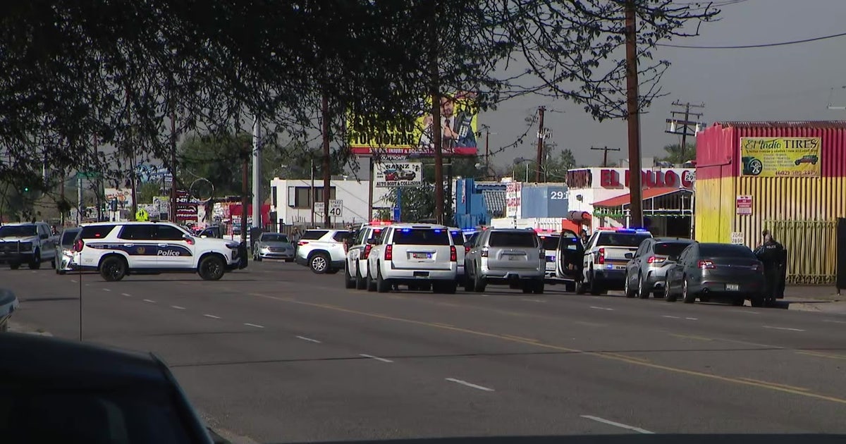 Aggravated assault suspect dies after being shot by Glendale officers ...