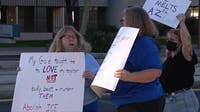 Arizona faith leaders hold vigil at Phoenix ICE office in solidarity with Minneapolis