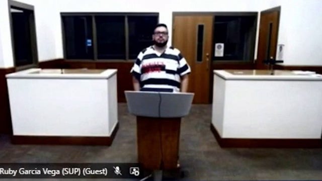 Detention officer accused of sexually abusing 11-year-old girl: MCSO