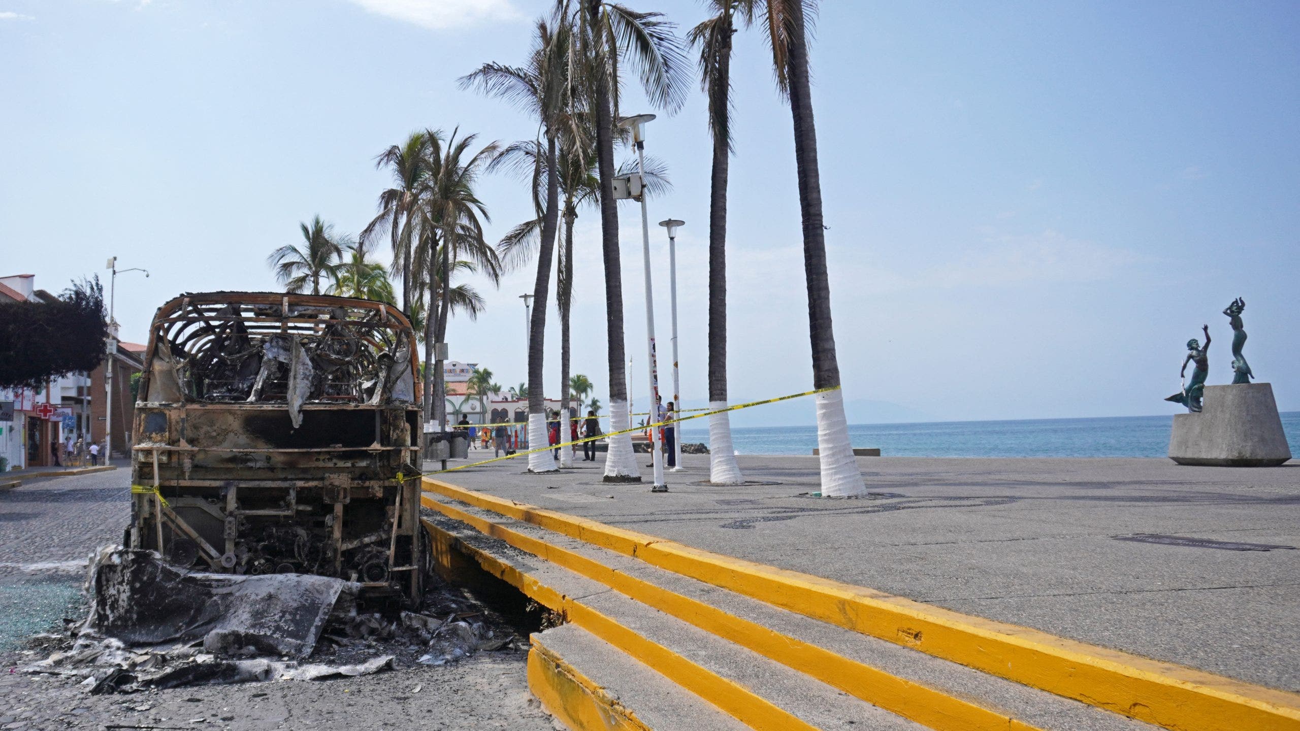 Phoenix-Puerto Vallarta flights resume amid ongoing cartel violence
