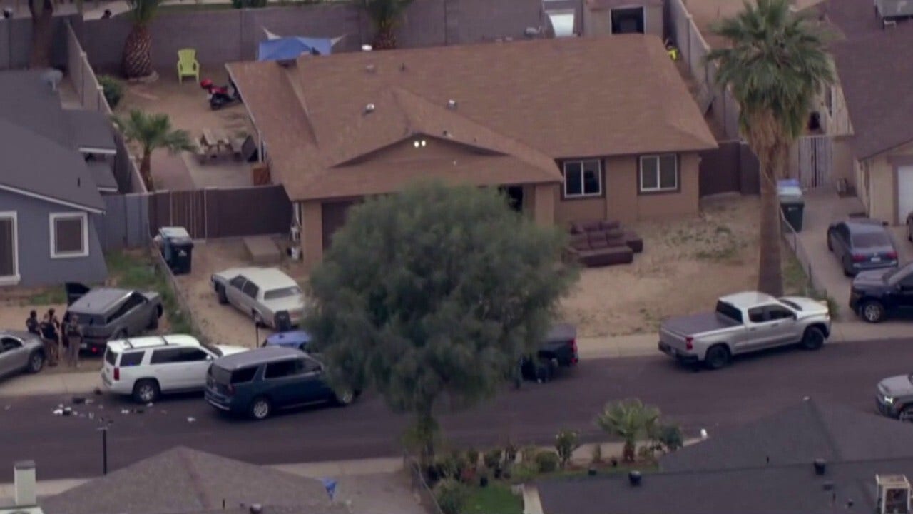 Suspect hospitalized following officer-involved shooting in Phoenix: PD