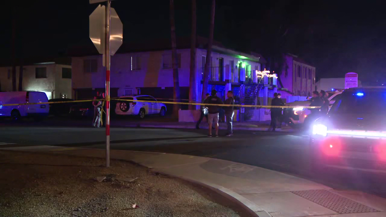 Attempted murder-suicide in Phoenix leaves man critically injured, PD says