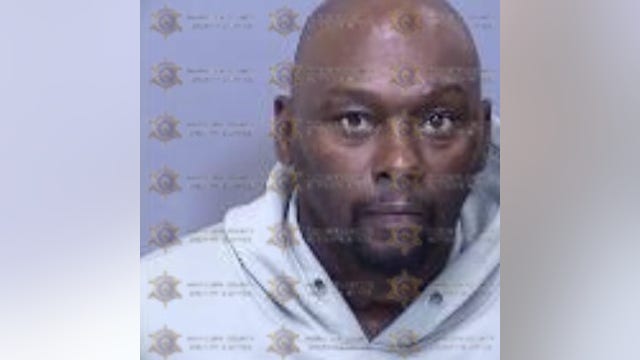 Suspect accused of sexually assaulting teen girls in North Phoenix storage unit