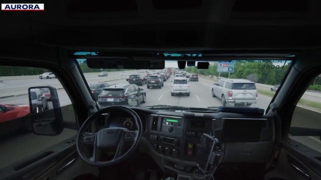 Driverless semi-trucks begin 1,000-mile runs between Phoenix and Texas