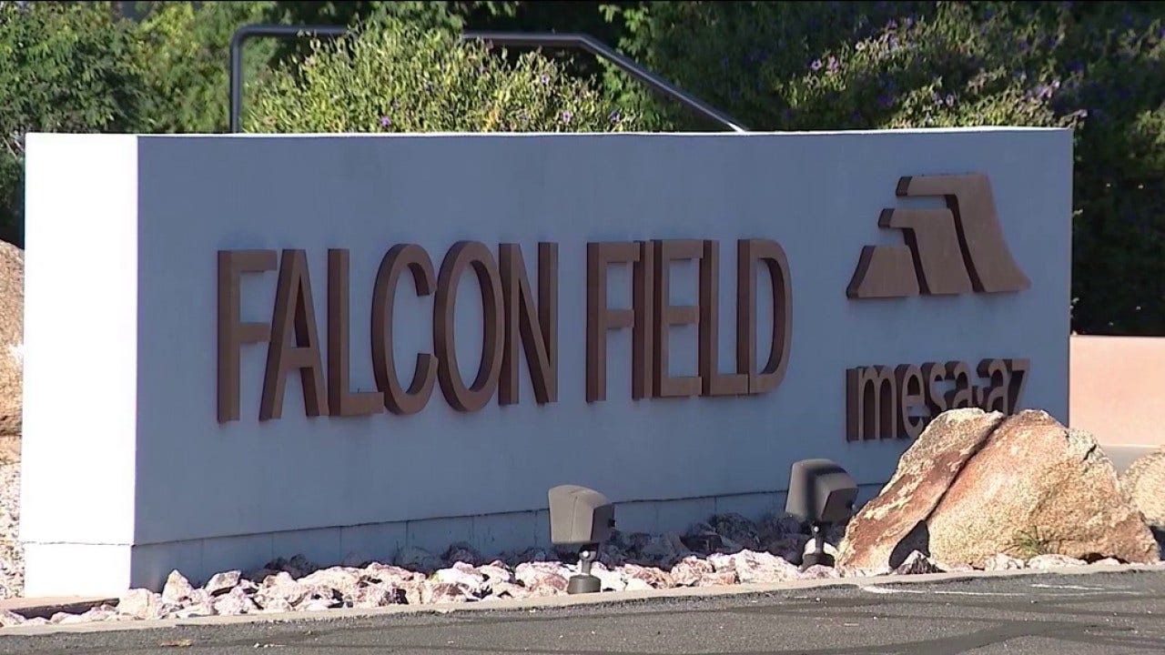 Mesa unanimously approves Falcon Field landing fees