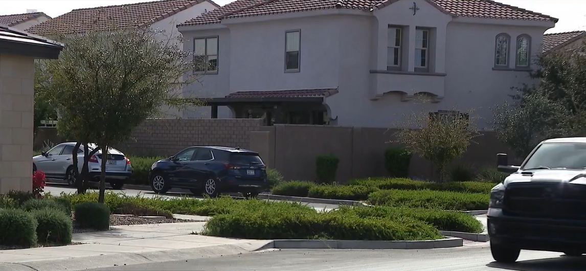 Mom of 7 killed on neighbor's doorstep in Mesa identified