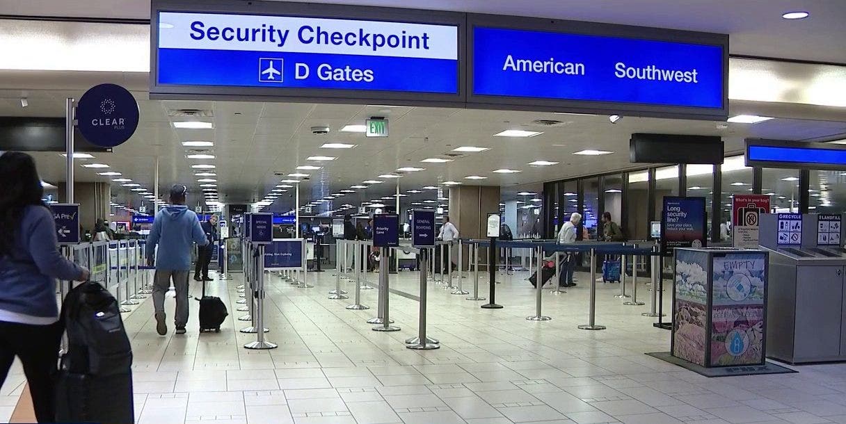 TSA workers face more pay delays as Senate blocks DHS funding vote
