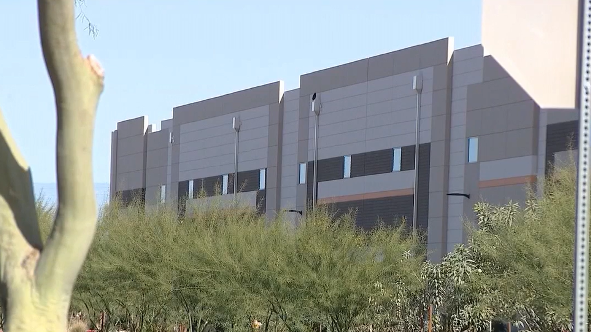 Arizona high school student demands buffer zone to keep ICE away schools