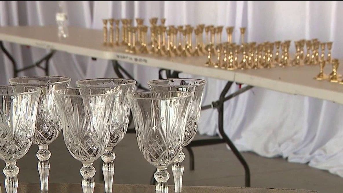 100-degree heat hits busy Arizona wedding weekend