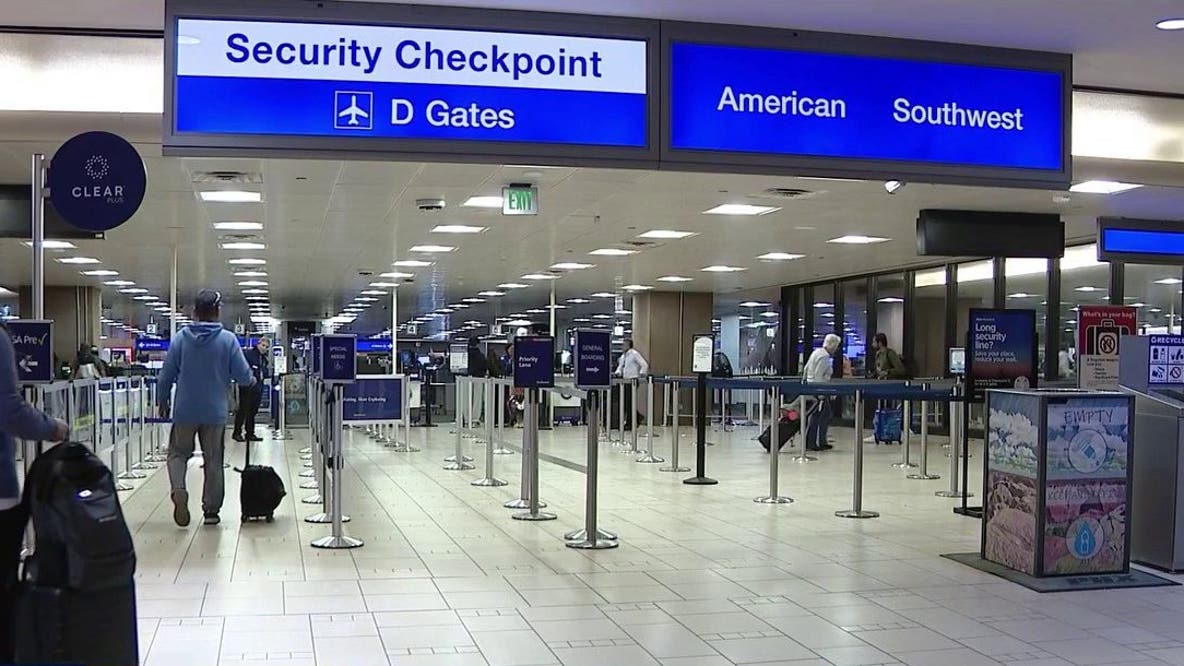 TSA workers face more pay delays as Senate blocks DHS funding vote