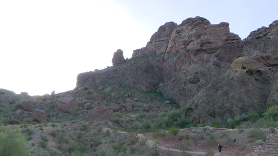 Hikers scramble to 'beat the heat' as heat wave pushes temps toward triple digits
