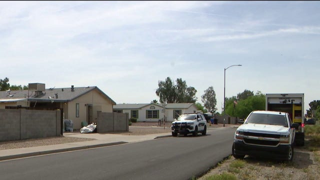 Man, woman dead in suspected murder-suicide in north Phoenix