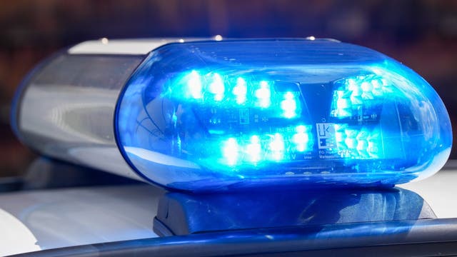 Off-duty Phoenix police officer seriously injured in fight with alleged shoplifting suspect