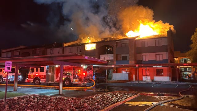 Dozens displaced after fire burns Phoenix apartments