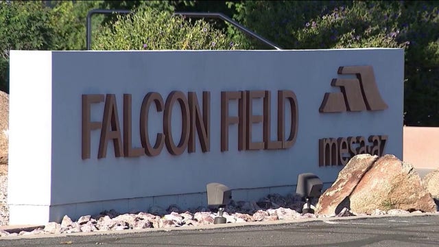 Mesa unanimously approves Falcon Field landing fees