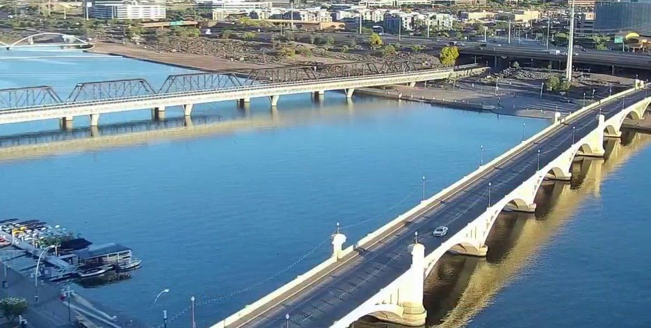 Man's body found floating in Tempe Town Lake