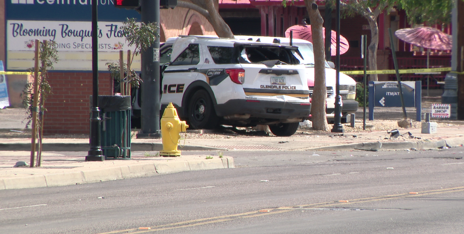 1 dead, officer injured after 'erratic driver' causes 2 crashes in Glendale