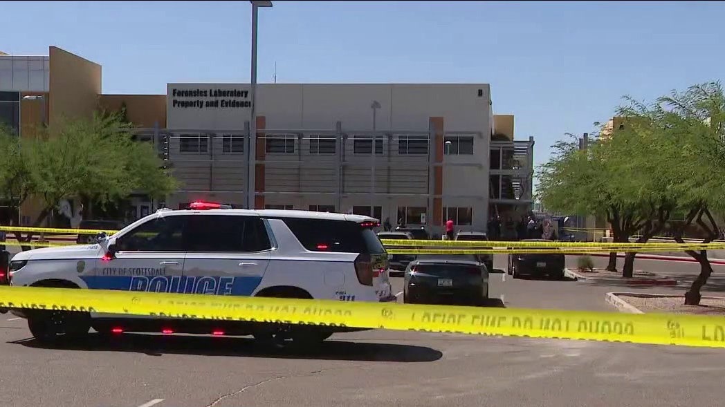 Suspect hospitalized after shooting at Scottsdale police station
